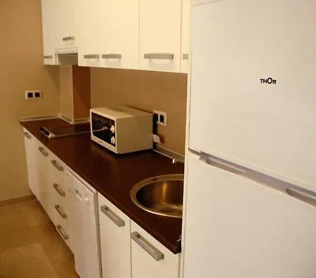 Turisticos La Castilleja Apartment